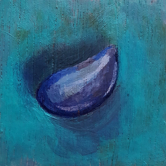 Small painting of a mussel shell on a turquoise background.