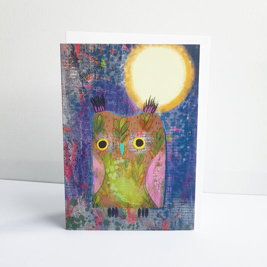A fun wise owl greeting card which is blank inside so you can send your own heartfelt messages to friends and family.